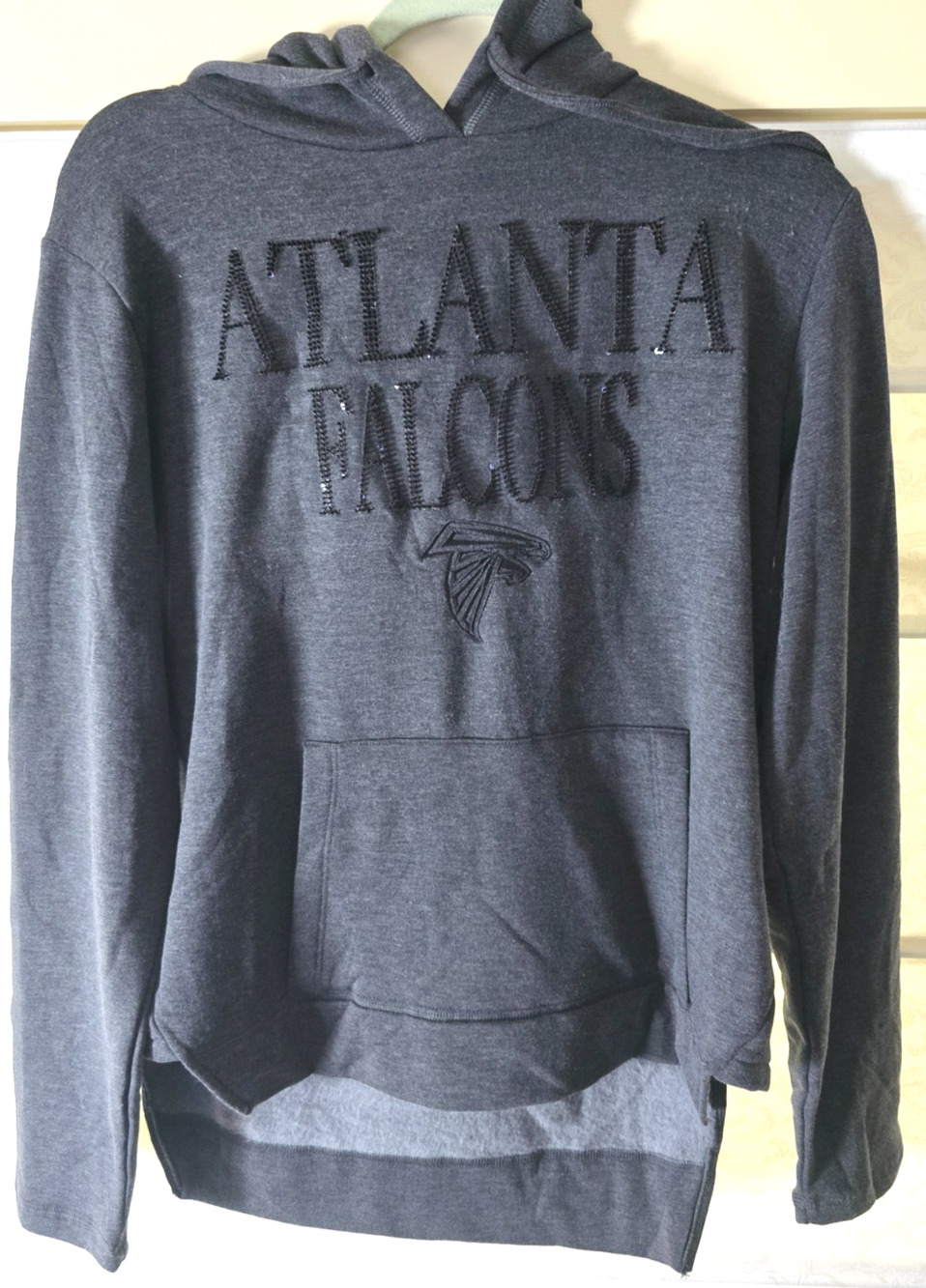 Atlanta Falcons Women’s M Sleepwear Lounge Cowl Neck Hoodie Sequin NFL NWT NEW